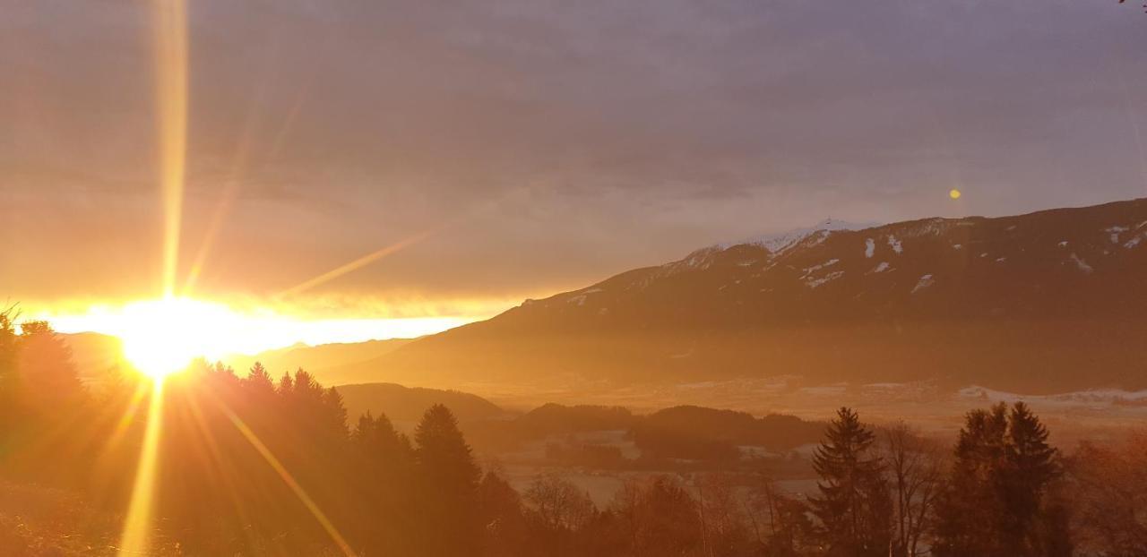 Berggasthof Karlbauer Lendorf Bagian luar foto